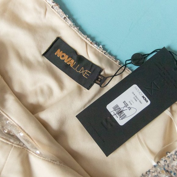 NEW Fashion Nova Luxe Gina Silver Sequin One Shoulder Thigh Slit Formal Dress 1X - Picture 5 of 10